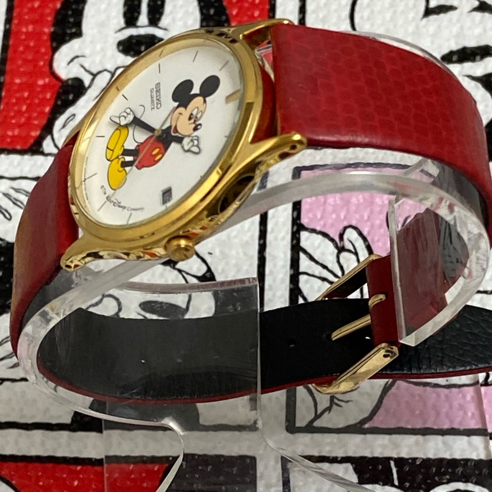 Vintage Disney X Seiko Mickey Mouse Men’s Unisex Dress Watch with Moving Arms - Picture 7 of 16
